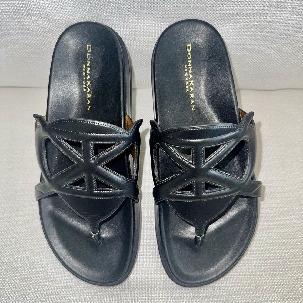 DONNA KARAN Sandals  Hatsy Logo Thong Slide  Cut Out Women Size 8.5 BLACK